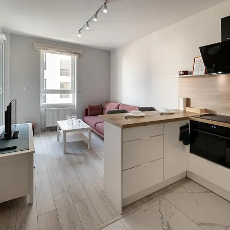 Rentplanet - Braniborska Ii Appartamento *